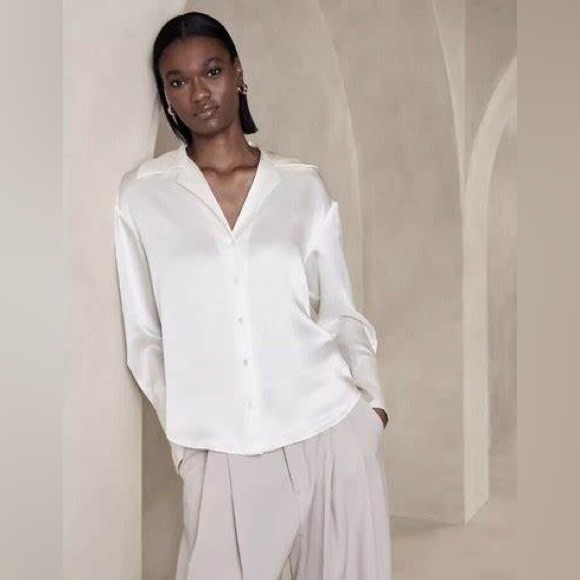 Banana Republic Bliss Silk Resort Shirt